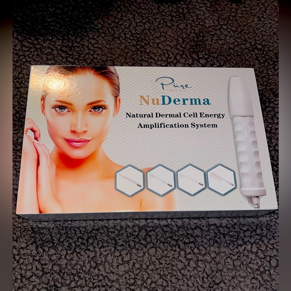 Pure NuDerma Natural Dermal Cell Energy Amplification System - New w/ Open Box‎